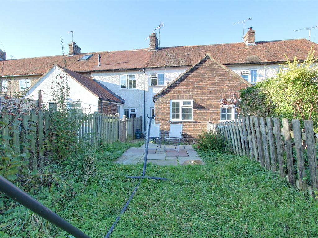 2 bed terraced house for sale in Marsworth Road, Pitstone, Leighton Buzzard LU7, £325,000
