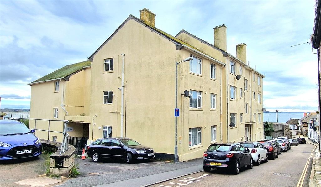 2 bed flat for sale in Custom House Court, Penzance TR18, £180,000