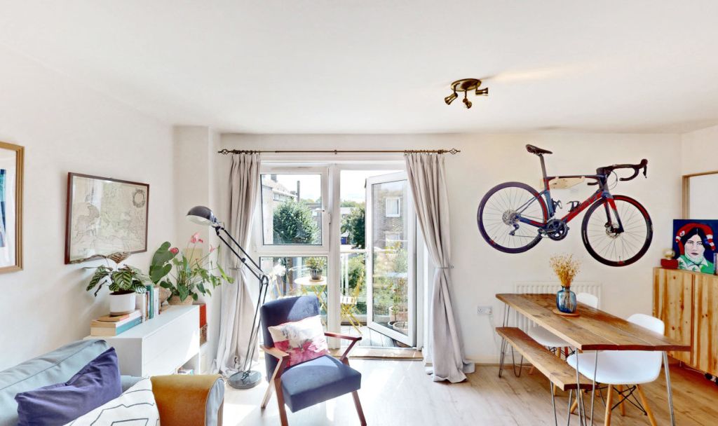 1 bed flat for sale in Norwood House, Wynter Street SW11, £203,500
