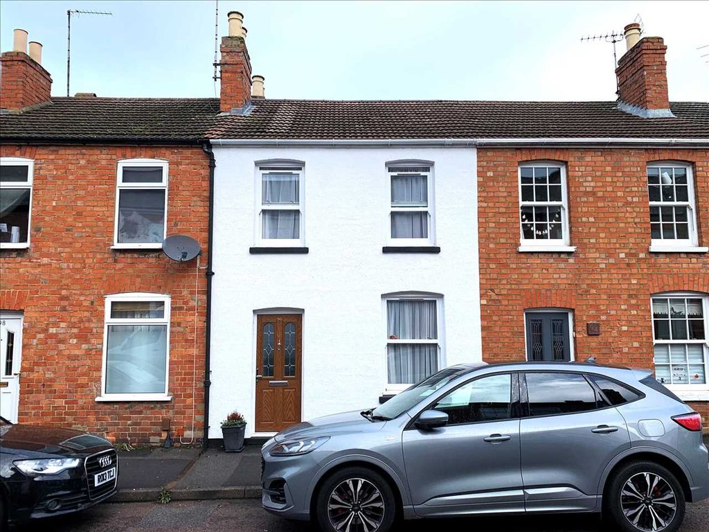 3 bed terraced house for sale in Church Street, Wolverton, Milton Keynes MK12, £270,000