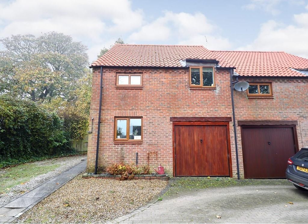 3 bed semi-detached house for sale in Bracken Row, Back Lane, Fridaythorpe YO25, £185,000