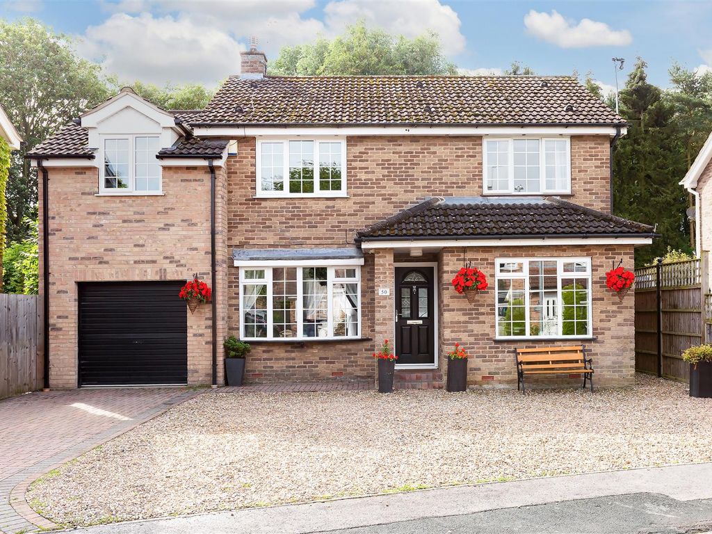 5 bed detached house for sale in Willow Park Road, Wilberfoss, York YO41, £550,000