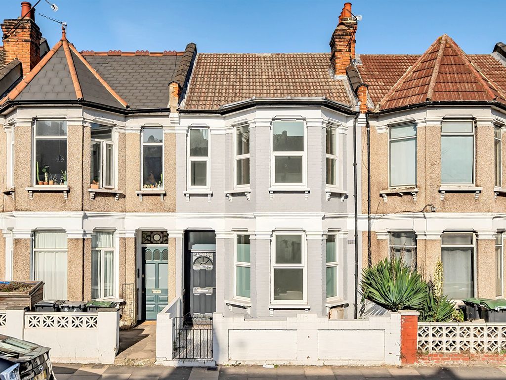 4 bed terraced house for sale in Westbury Arcade, Westbury Avenue, London N22, £750,000