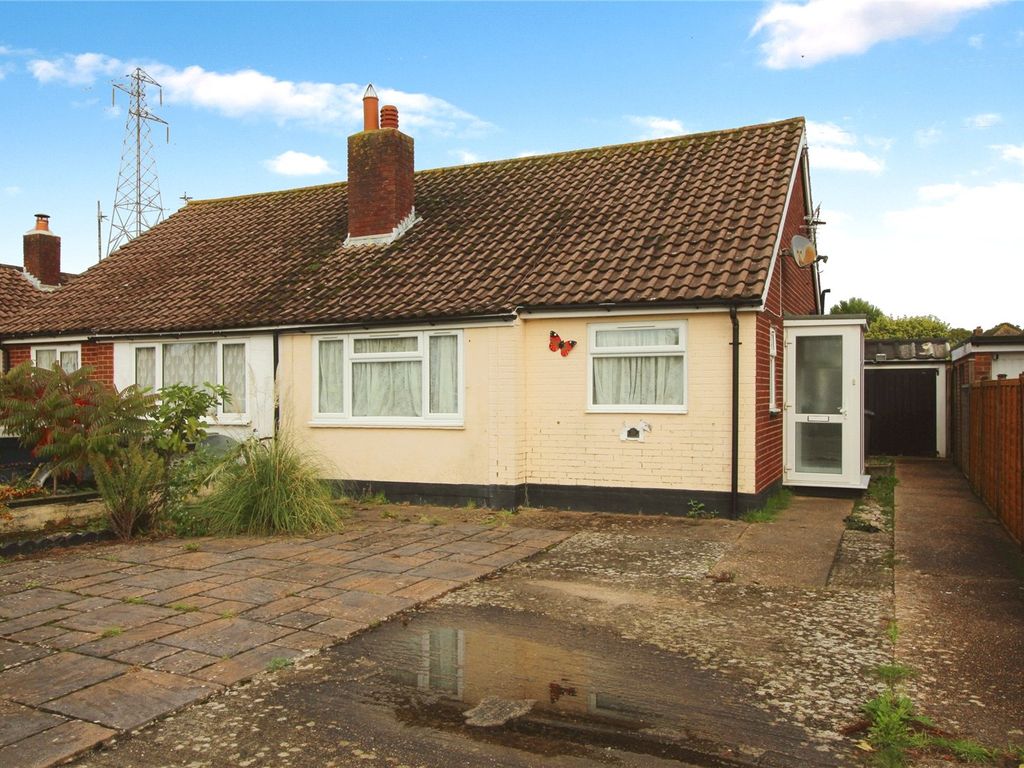 2 bed bungalow for sale in Dover Road, Polegate, East Sussex BN26, £275,000