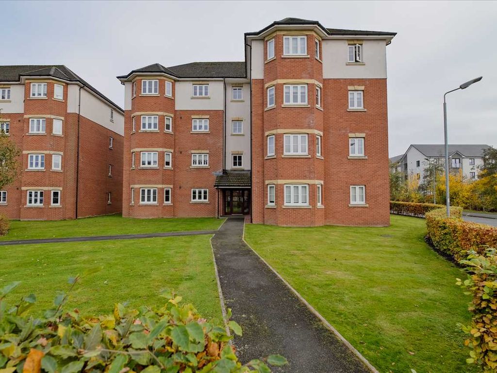 2 bed flat for sale in Phillips Wynd, Hamilton ML3, £134,995