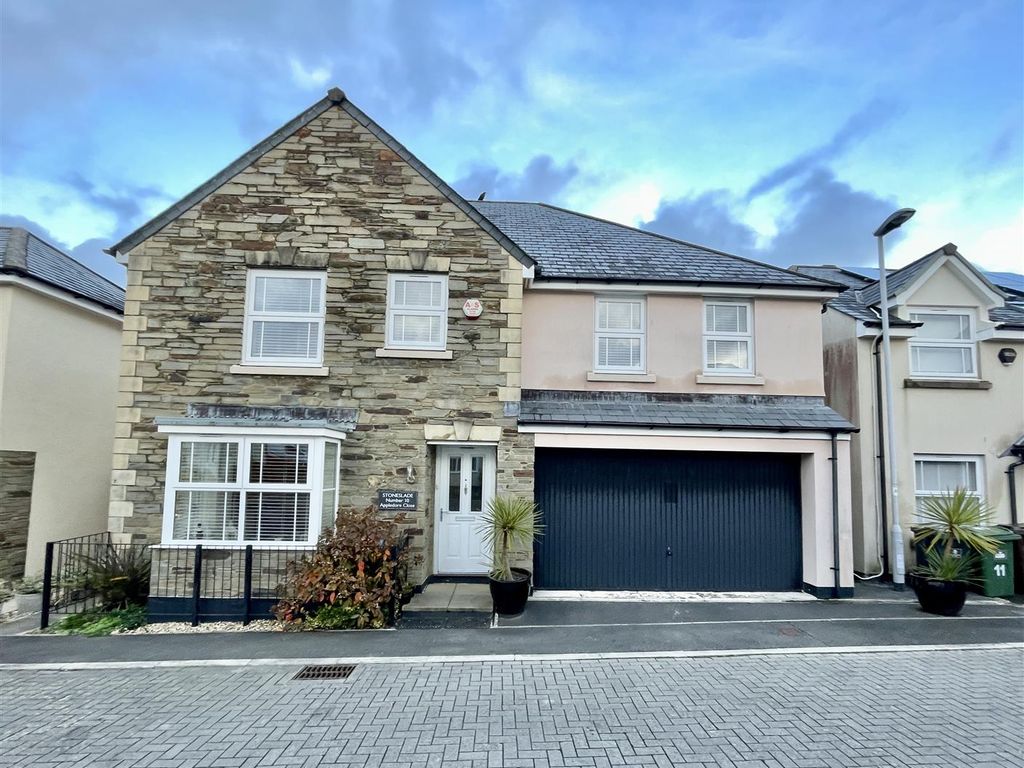 5 bed detached house for sale in Appledore Close, Plymouth PL6, £520,000