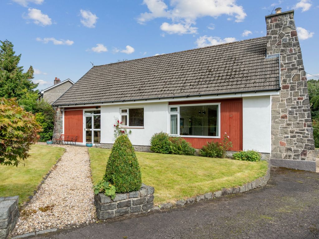 4 bed detached bungalow for sale in Campbell Street, Helensburgh, Argyll & Bute G84, £370,000