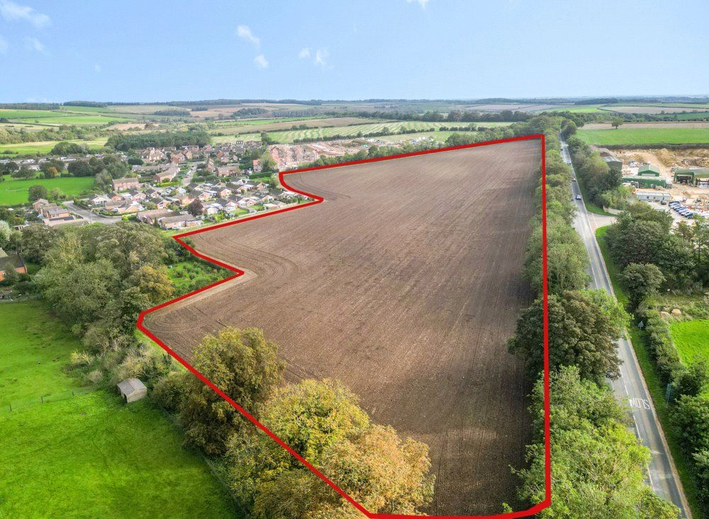 Land for sale in Land South Of Wilsford Lane, Ancaster, Lincolnshire NG32, Sale by tender