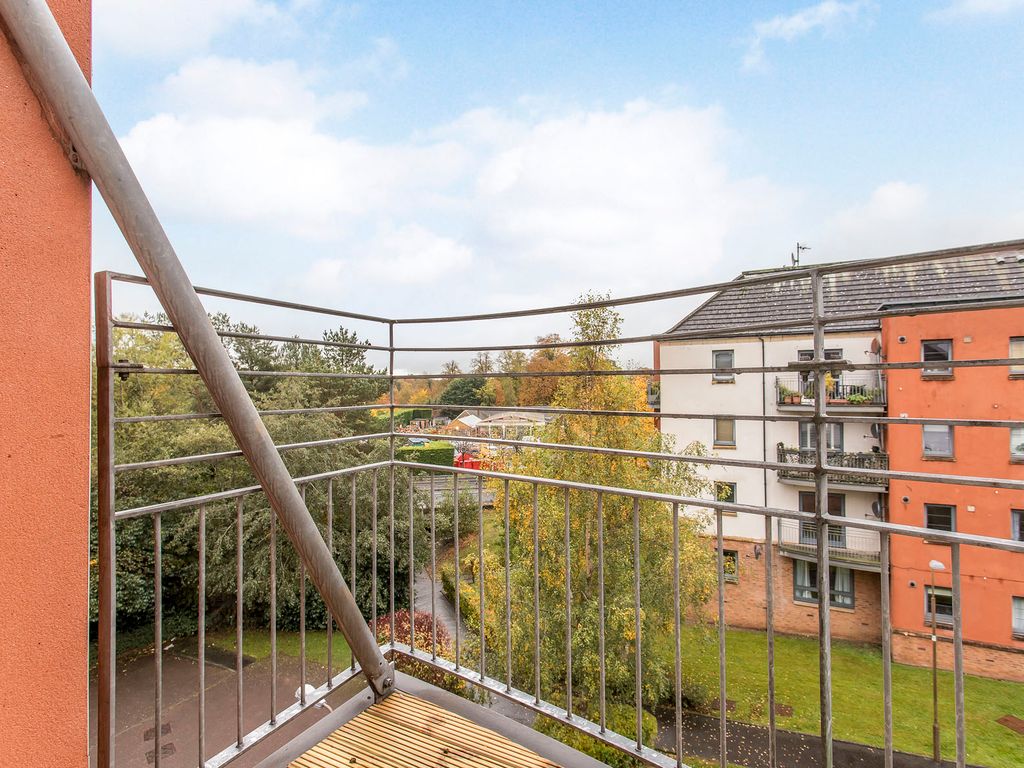 2 bed flat for sale in Kaims Terrace, Livingston EH54, £139,000