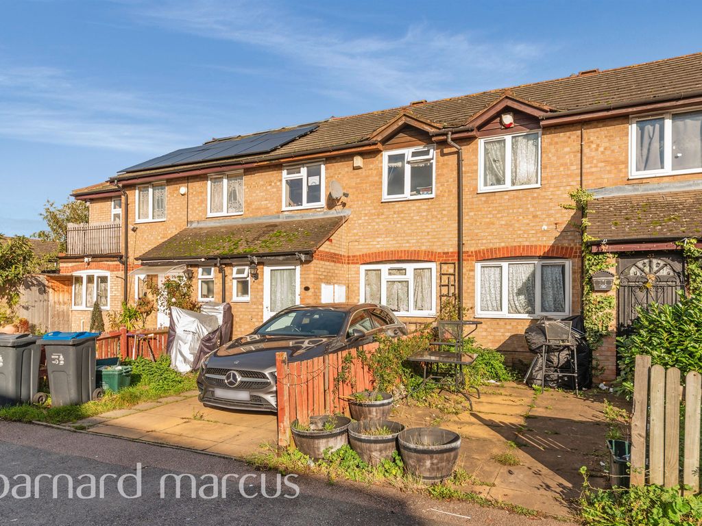 3 bed terraced house for sale in Belgrave Walk, Mitcham CR4, £500,000