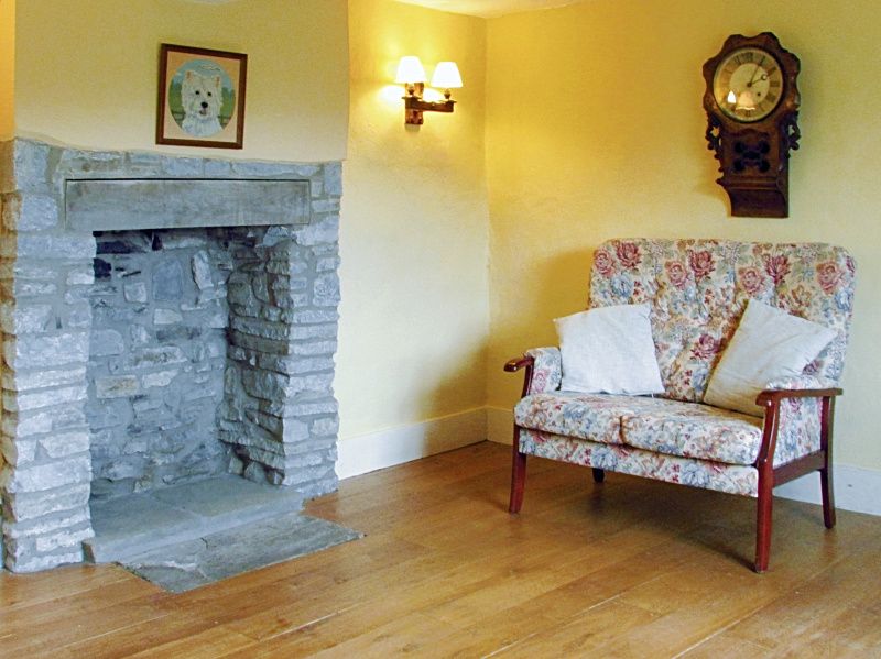 4 bed farmhouse for sale in Llanfair Waterdine, Knighton LD7, £350,000