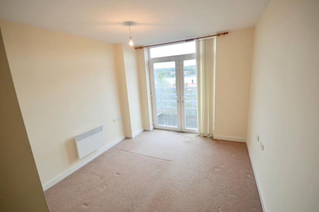 1 bed flat for sale in Cherry Street, Sheffield S2, £95,000