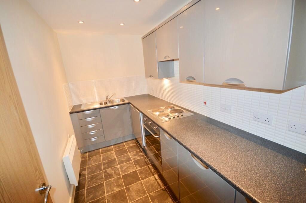 1 bed flat for sale in Cherry Street, Sheffield S2, £95,000