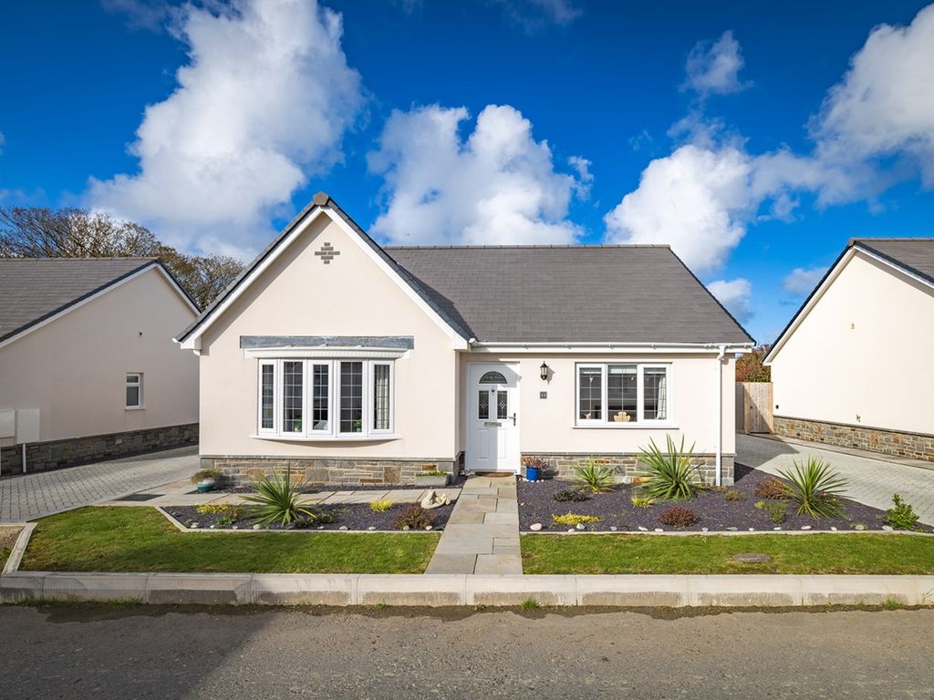 3 bed detached bungalow for sale in Llys Glasfryn, St Davids SA62, £475,000