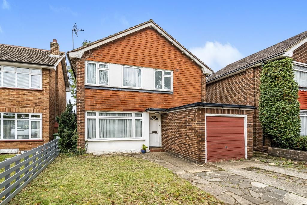 3 bed detached house for sale in Lower Sunbury, Sunbury-On- Thames TW16, £550,000