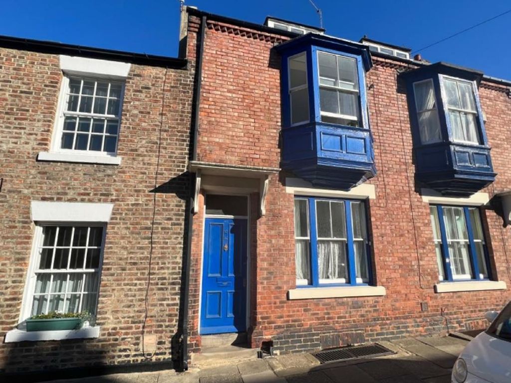 5 bed terraced house to rent in Hallgarth Street, Durham DH1, £3,792 pcm