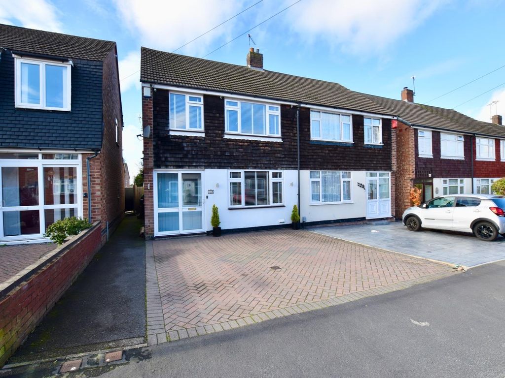 3 bed semi-detached house for sale in Norton Hill Drive, Coventry CV2, £310,000