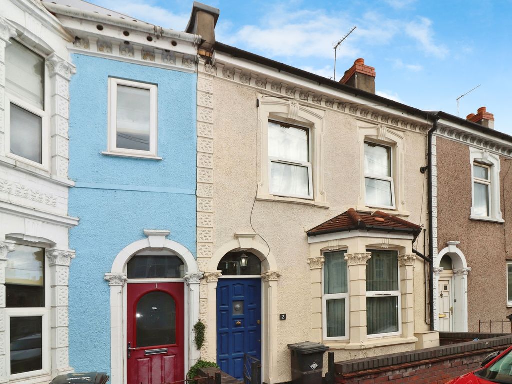 2 bed terraced house for sale in Berwick Road, Bristol, Avon BS5, £325,000