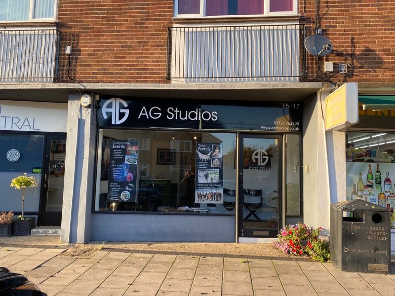 Retail premises to let in 17 Central Drive, St. Albans, Hertfordshire AL4, £19,000 pa