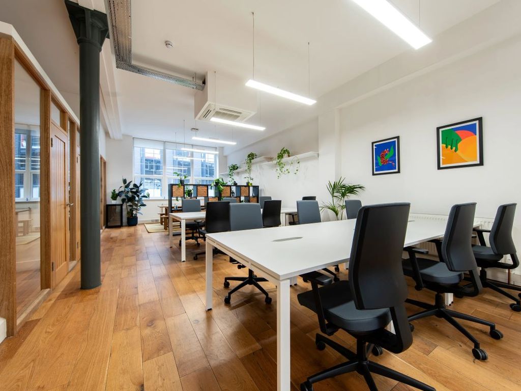 Office to let in Corsham Street, London N1, £24,000 pa