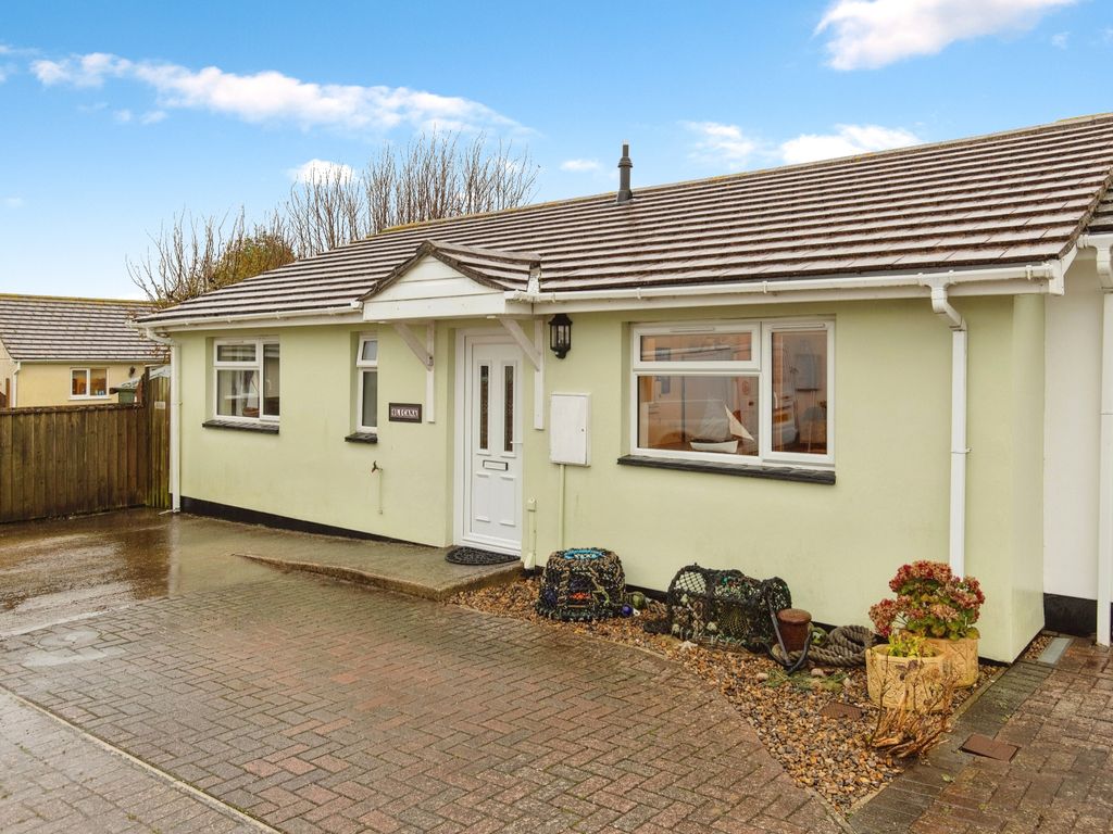3 bed bungalow for sale in Daisymount Drive, St. Merryn, Padstow PL28, £265,000