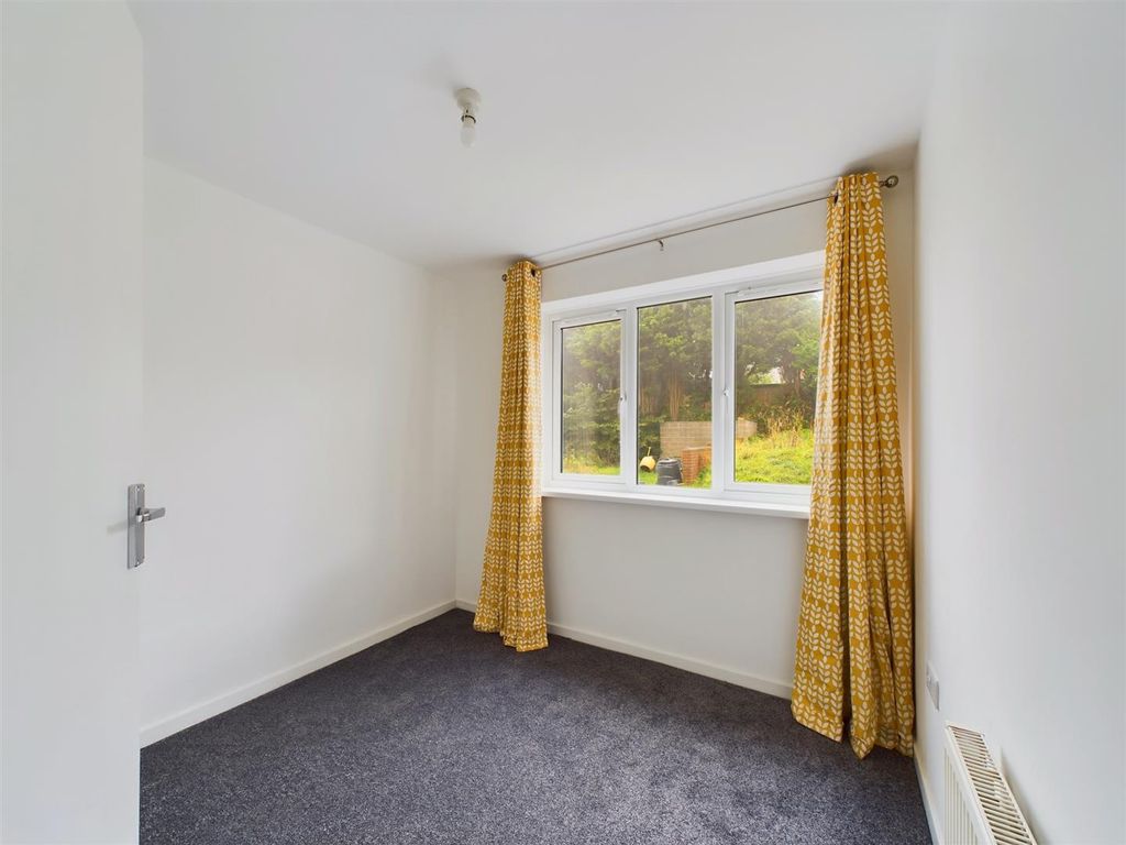 2 bed maisonette for sale in Holme Lodge, Carlton, Nottingham NG4, £120,000