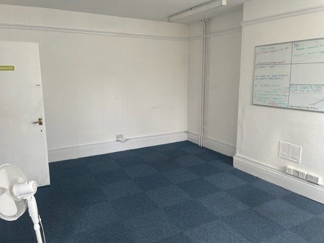 Office to let in Market Square, St. Neots PE19, £16,850 pa