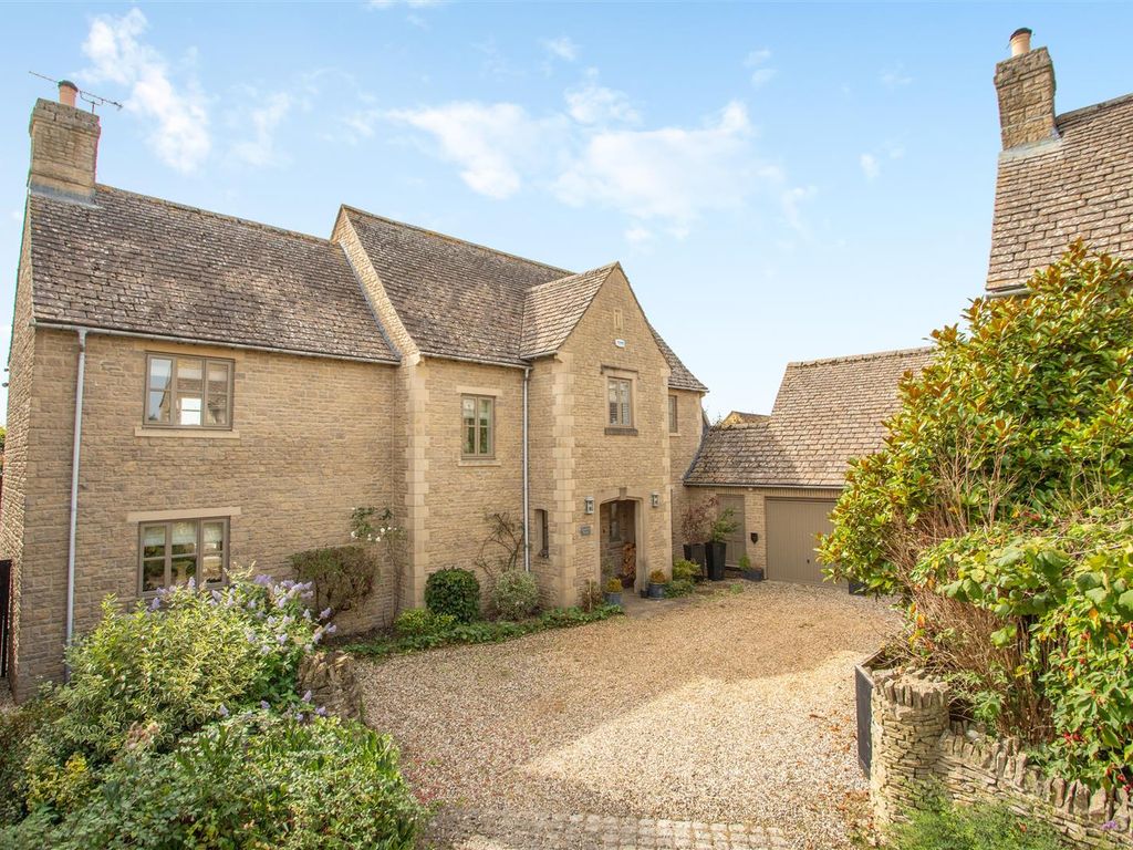 4 bed detached house for sale in Oakey Close, Alvescot, Bampton OX18, £899,999