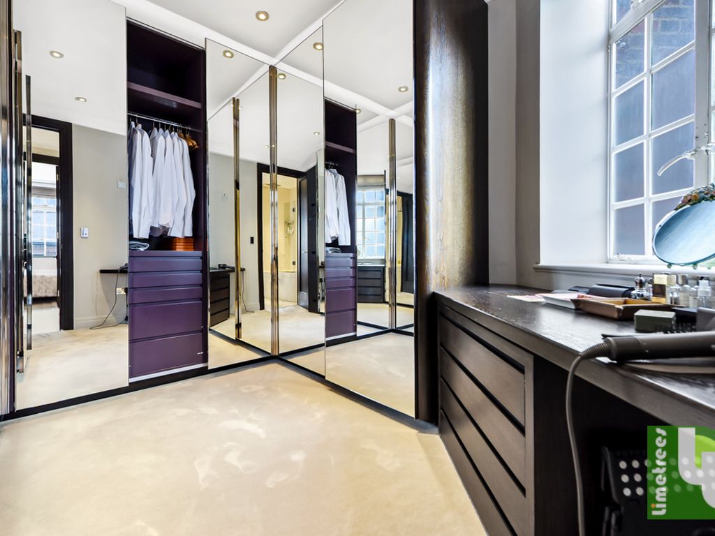 2 bed flat for sale in Rutland Gate, London SW7, £3,200,000