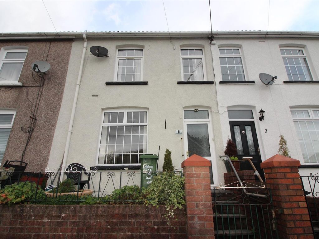 2 bed property for sale in Edwards Terrace, Newbridge, Newport NP11, £155,000