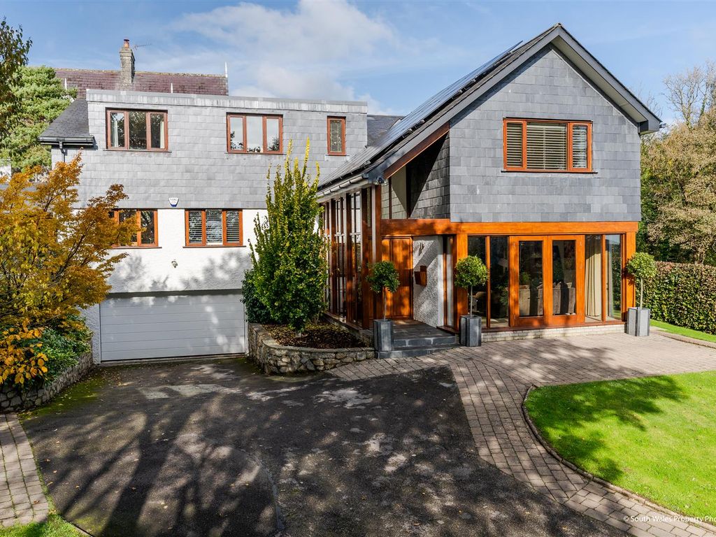 6 bed detached house for sale in Stallcourt Close, Llanblethian, Cowbridge CF71, £1,495,000