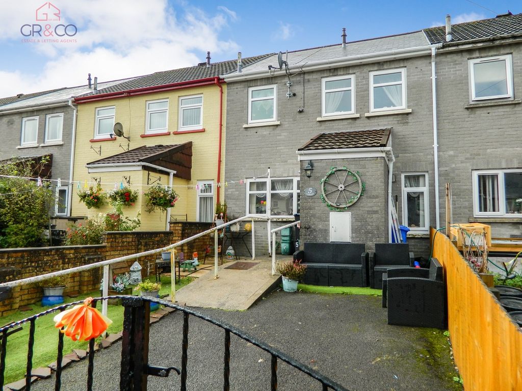 3 bed terraced house for sale in Llwyn Celyn, Ebbw Vale NP23, £139,950