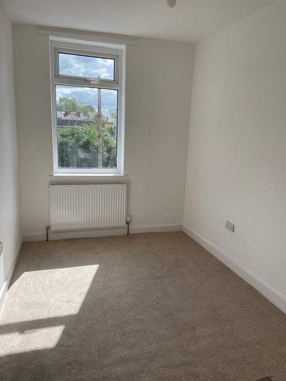 3 bed terraced house to rent in Longcauseway, Bolton BL4, £995 pcm