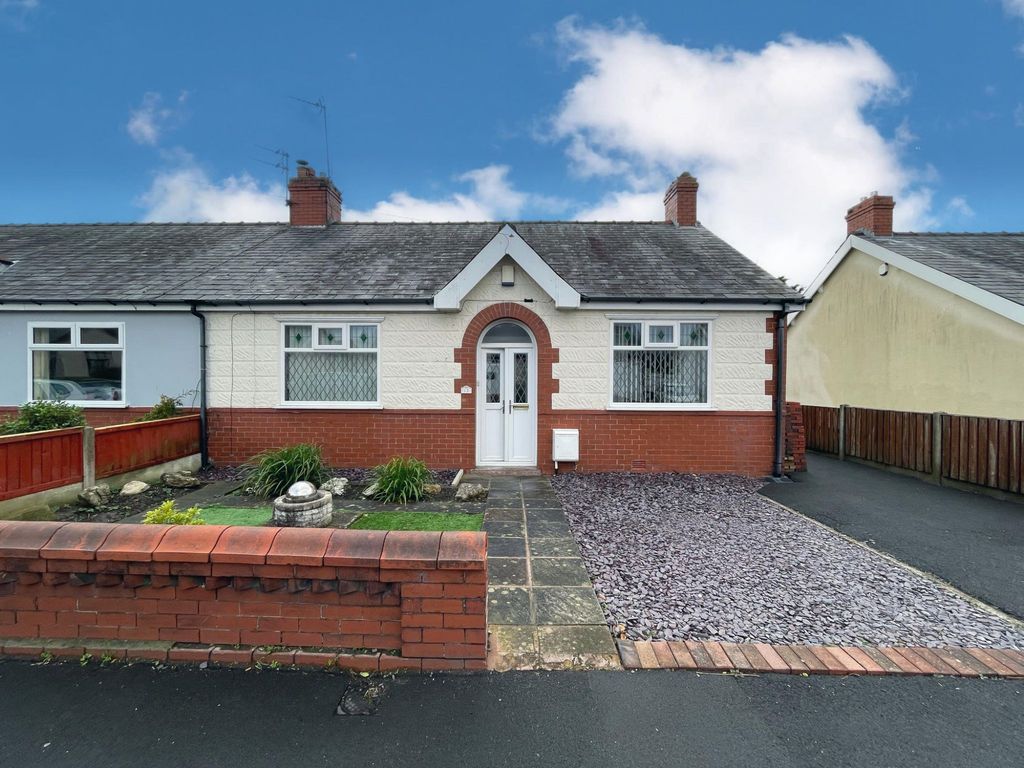 2 bed bungalow for sale in Seattle Avenue, Bispham FY2, £180,000