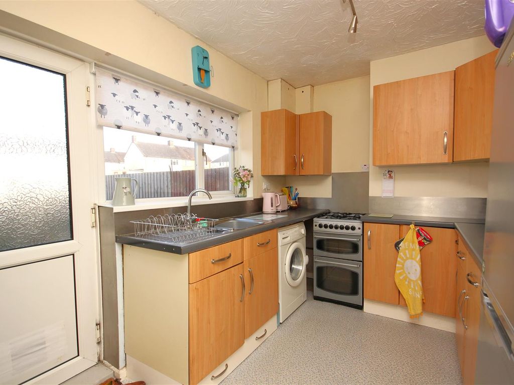 3 bed terraced house for sale in Farndish Road, Irchester, Wellingborough NN29, £199,995