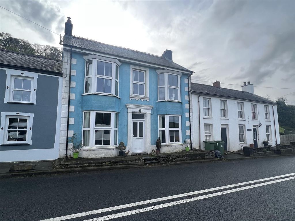 4 bed property for sale in Goginan, Aberystwyth SY23, £215,000