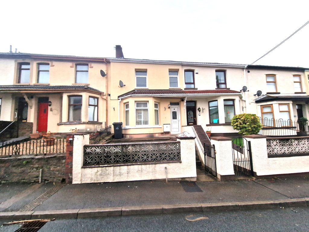 2 bed terraced house for sale in Bryn Heulog Terrace, Brynithel NP13, £145,000