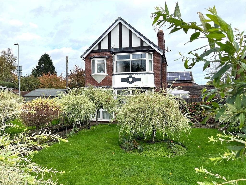 2 bed detached house for sale in Garden Drive, Brereton, Rugeley WS15, £259,995