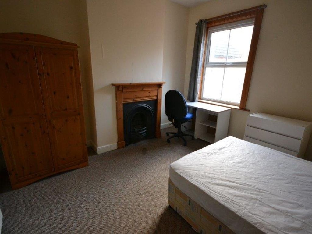 4 bed terraced house to rent in Norfolk Street, Leicester LE3, £368 pcm