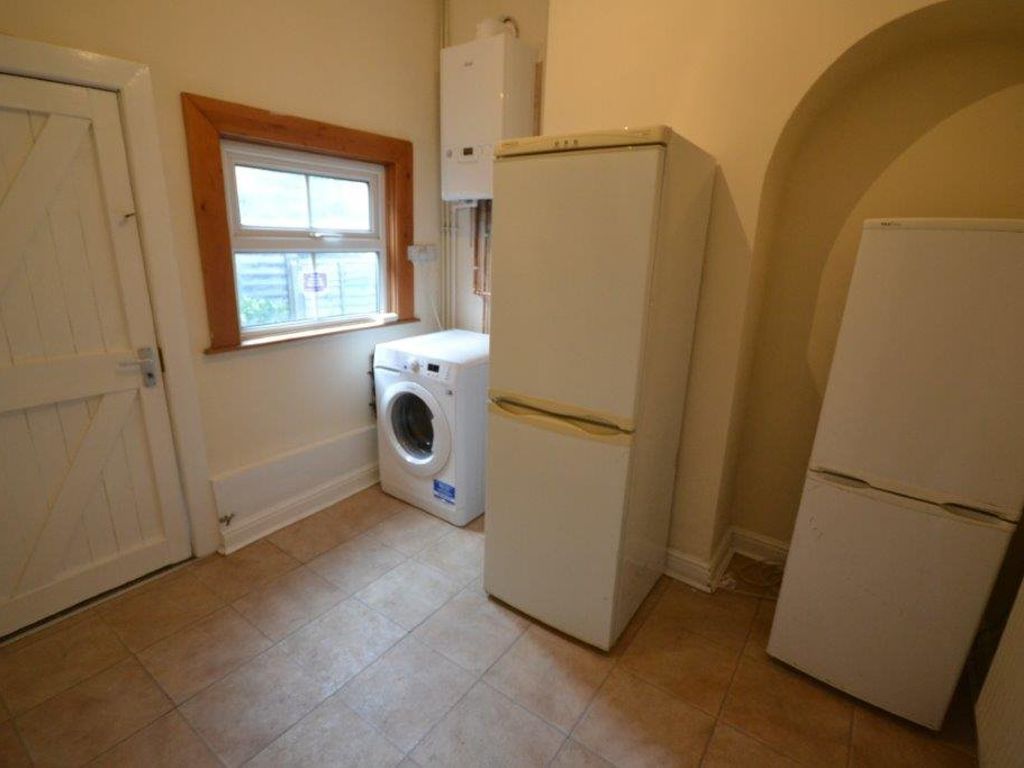 4 bed terraced house to rent in Norfolk Street, Leicester LE3, £368 pcm