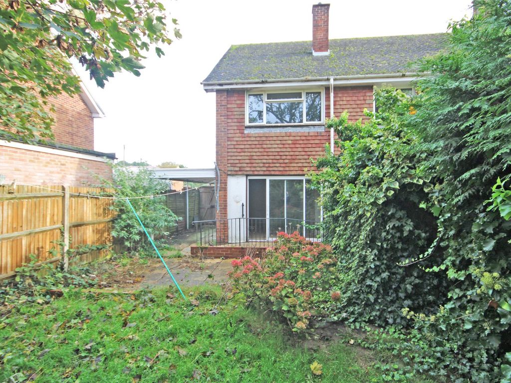3 bed end terrace house for sale in Davis Field, New Milton, Hampshire BH25, £225,000