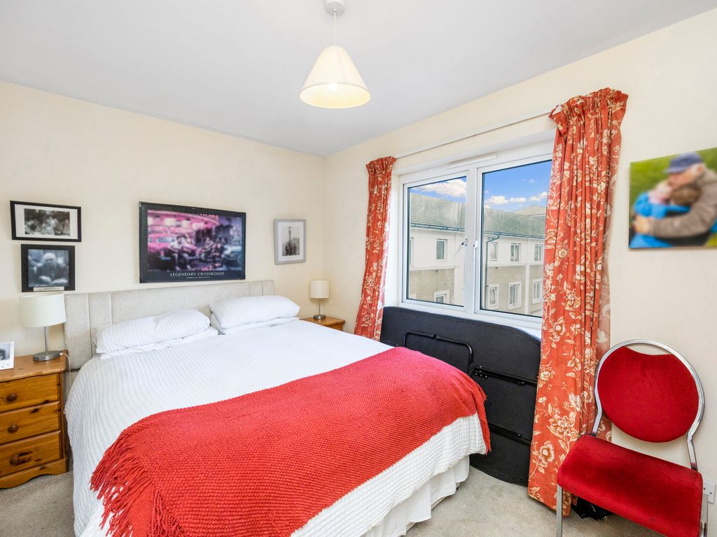2 bed flat for sale in Neptune Court, Brighton Marina Village, Brighton BN2, £327,500