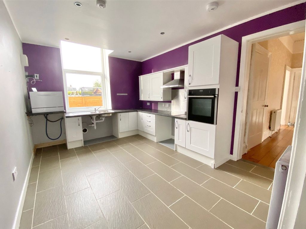 3 bed flat for sale in Campbell Street, Helensburgh, Argyll And Bute G84, £273,000