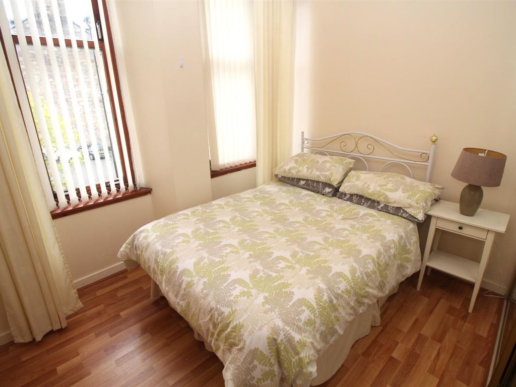 2 bed flat for sale in South Street, Greenock PA16, £57,000