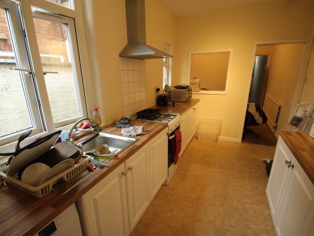 3 bed terraced house to rent in Norman Street, Leicester LE3, £347 pcm