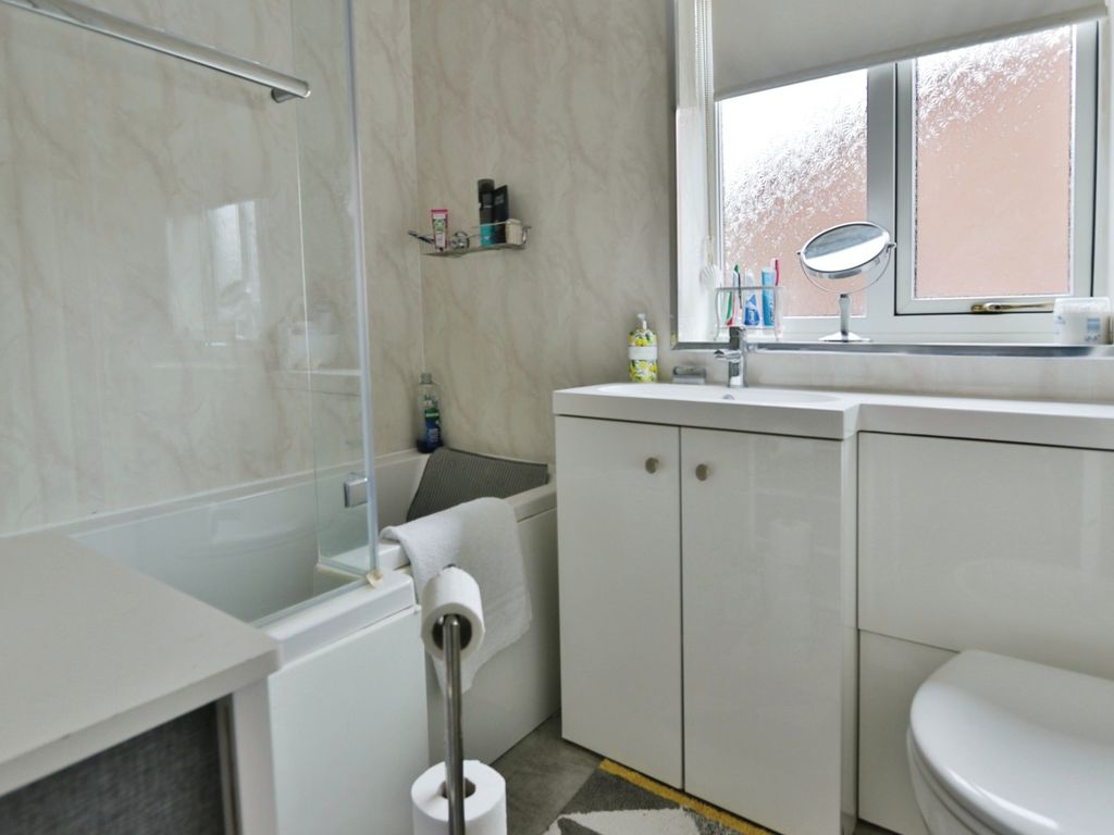 3 bed detached house for sale in Tynedale, Hull HU7, £185,000