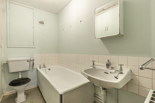 1 bed flat for sale in Hopton Street, London SE1, £465,000