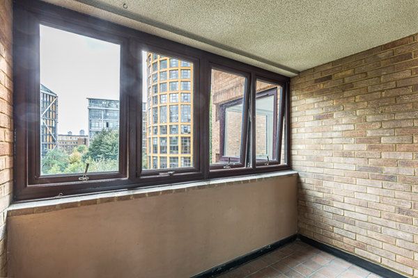 1 bed flat for sale in Hopton Street, London SE1, £465,000