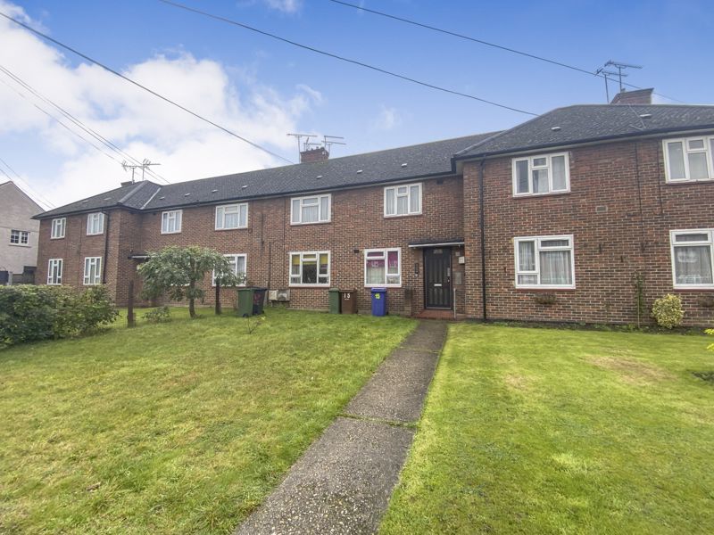 1 bed flat for sale in Humber Avenue, South Ockendon RM15, £180,000