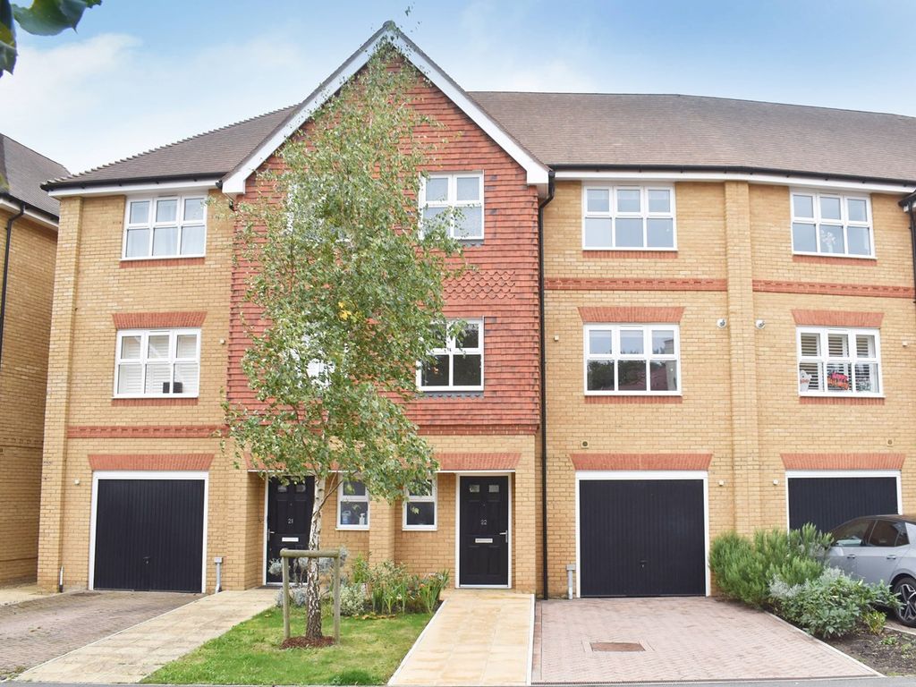 3 bed town house for sale in Alderson Grove, Walton-On-Thames KT12, £620,000